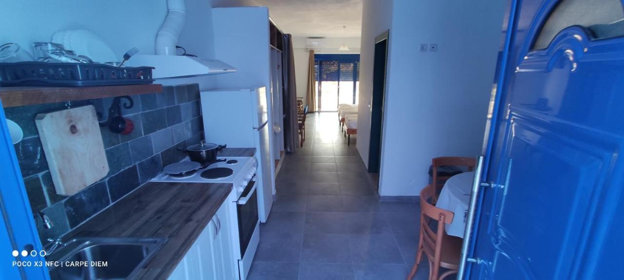 Carpe Diem Galatas  Exterior photo